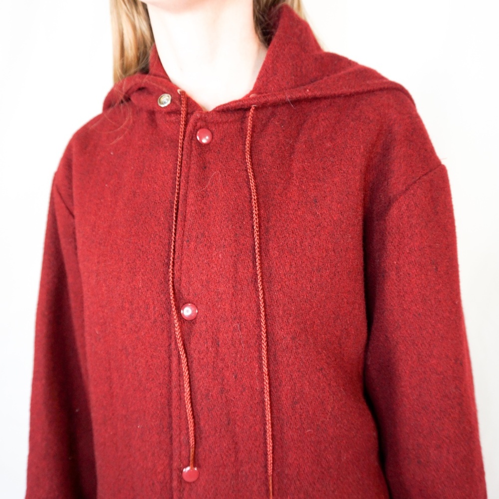 29. VINTAGE Cherry Grove Fire Dept. Red Lined Coat - Picture 6 of 7